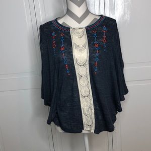 Umgee Blue Embroidered Blouse